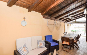 4 Bedroom Nice Home In Ispica
